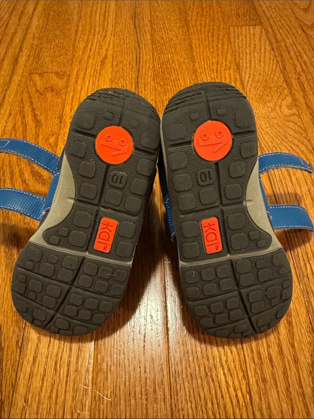 Girls see Kai run waterproof atlas boots size 10 blue and pink